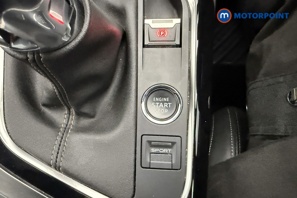 Peugeot 3008 GT Manual Petrol SUV - Stock Number (1670601) - 16th supplementary image