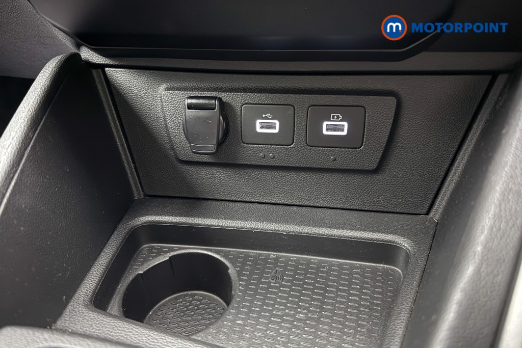 Dacia Duster Prestige Manual Petrol SUV - Stock Number (1671969) - 16th supplementary image