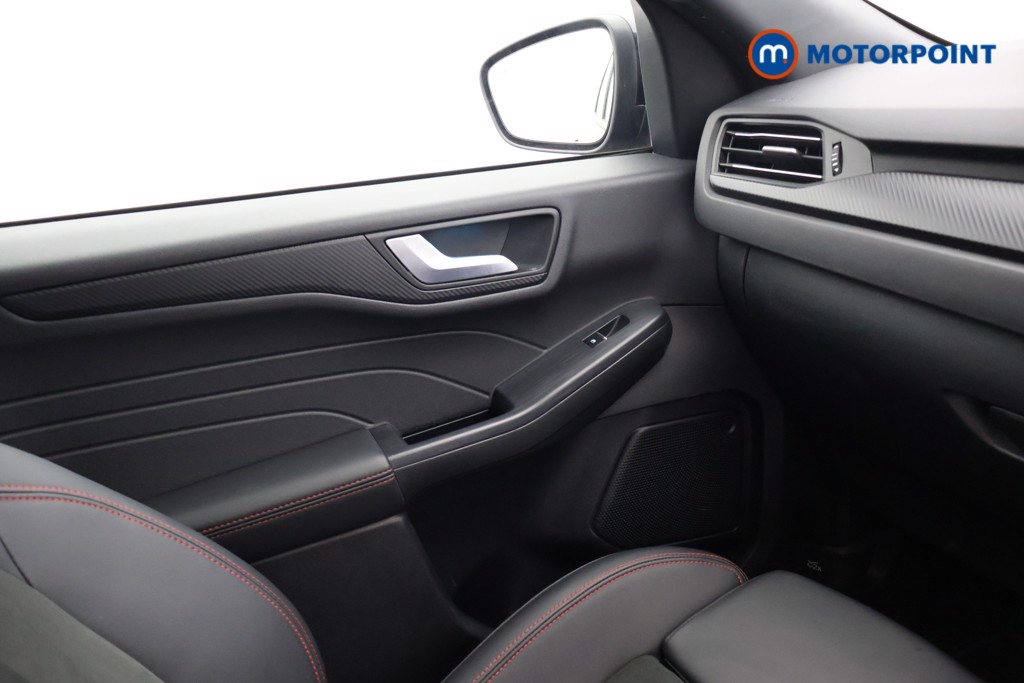 Ford Kuga St-Line Automatic Petrol Plug-In Hybrid SUV - Stock Number (1677638) - 11th supplementary image