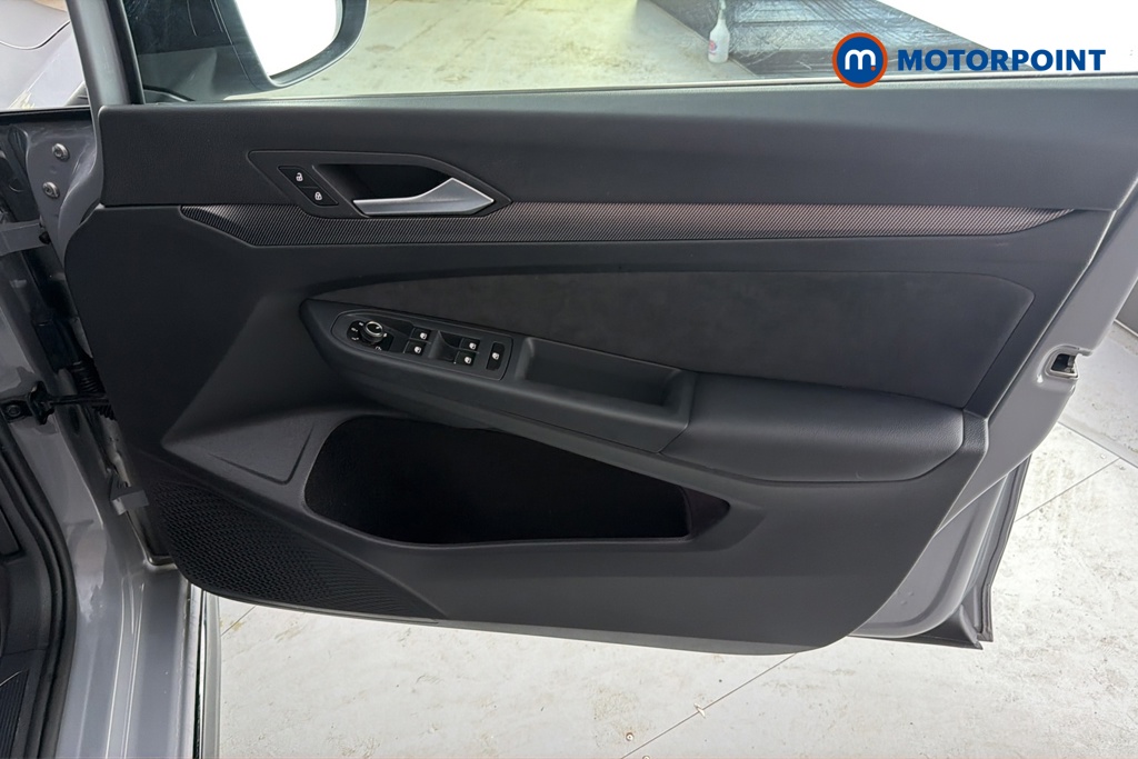 Volkswagen Golf Black Edition Manual Petrol Hatchback - Stock Number (1678261) - 18th supplementary image