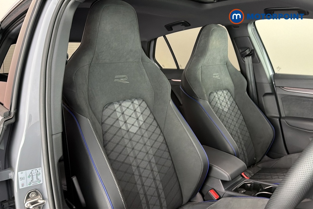 Volkswagen Golf Black Edition Manual Petrol Hatchback - Stock Number (1678261) - 22nd supplementary image