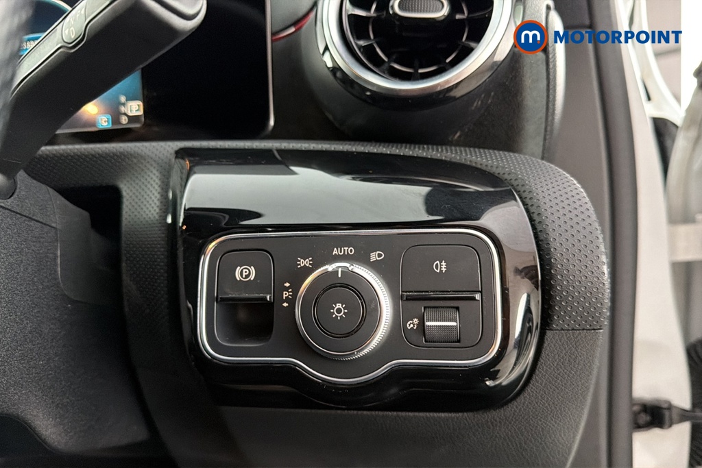 Mercedes-Benz A Class Amg Line Automatic Diesel Hatchback - Stock Number (1681304) - 11th supplementary image