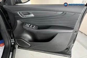 Mg Motor Uk HS Exclusive Automatic Petrol SUV - Stock Number (1681471) - 18th supplementary image