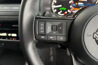 Nissan Qashqai Acenta Premium Automatic Petrol SUV - Stock Number (1681648) - 4th supplementary image