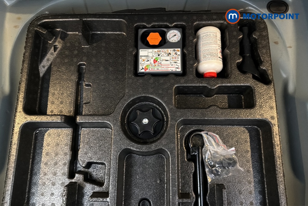 Nissan Qashqai Acenta Premium Automatic Petrol SUV - Stock Number (1681648) - 33rd supplementary image