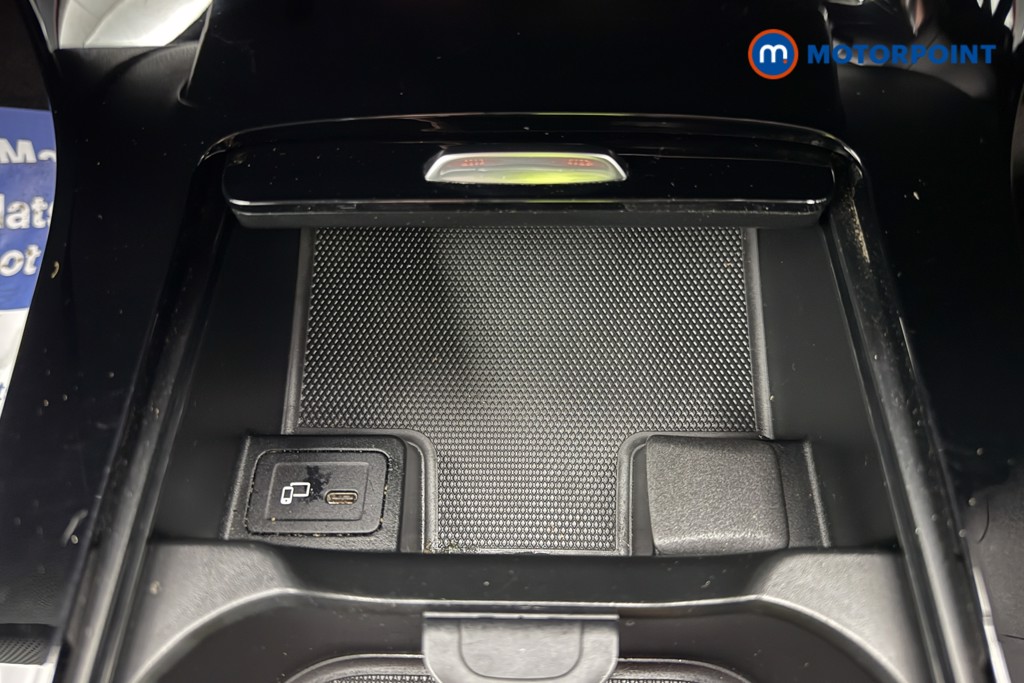 Mercedes-Benz A Class Amg Line Automatic Petrol Hatchback - Stock Number (1681885) - 15th supplementary image