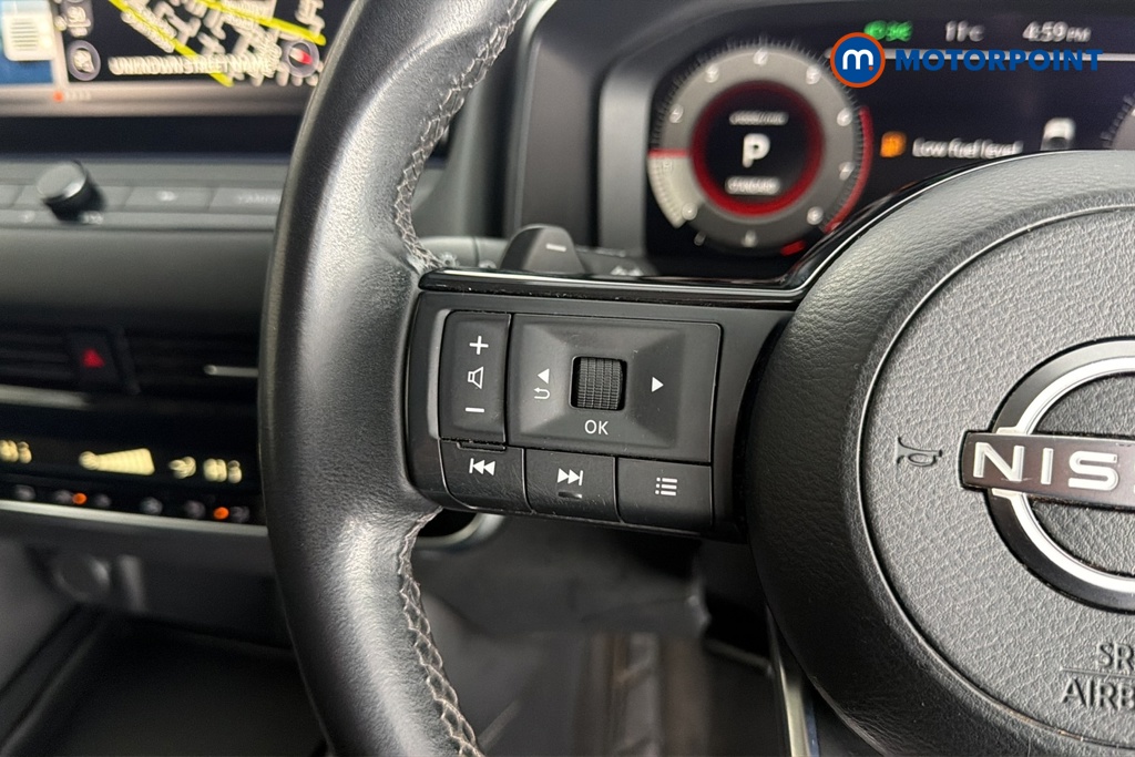 Nissan Qashqai N-Connecta Automatic Petrol SUV - Stock Number (1682482) - 4th supplementary image