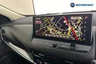 Nissan Qashqai N-Connecta Automatic Petrol SUV - Stock Number (1682482) - 9th supplementary image