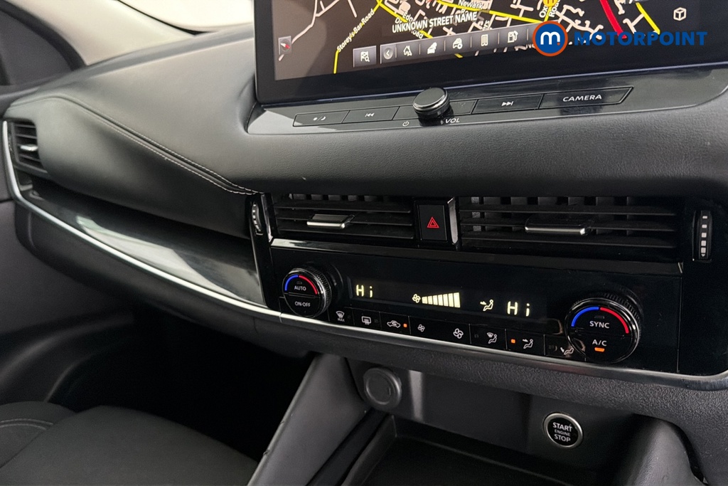 Nissan Qashqai N-Connecta Automatic Petrol SUV - Stock Number (1682482) - 12th supplementary image