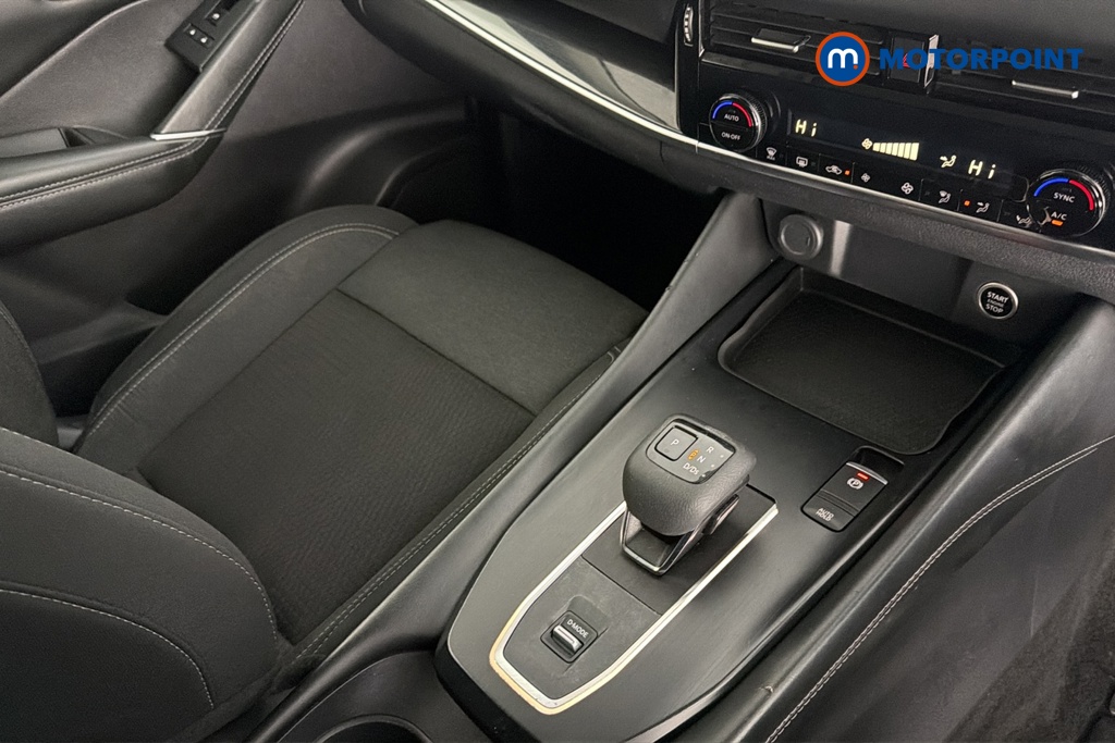 Nissan Qashqai N-Connecta Automatic Petrol SUV - Stock Number (1682482) - 15th supplementary image