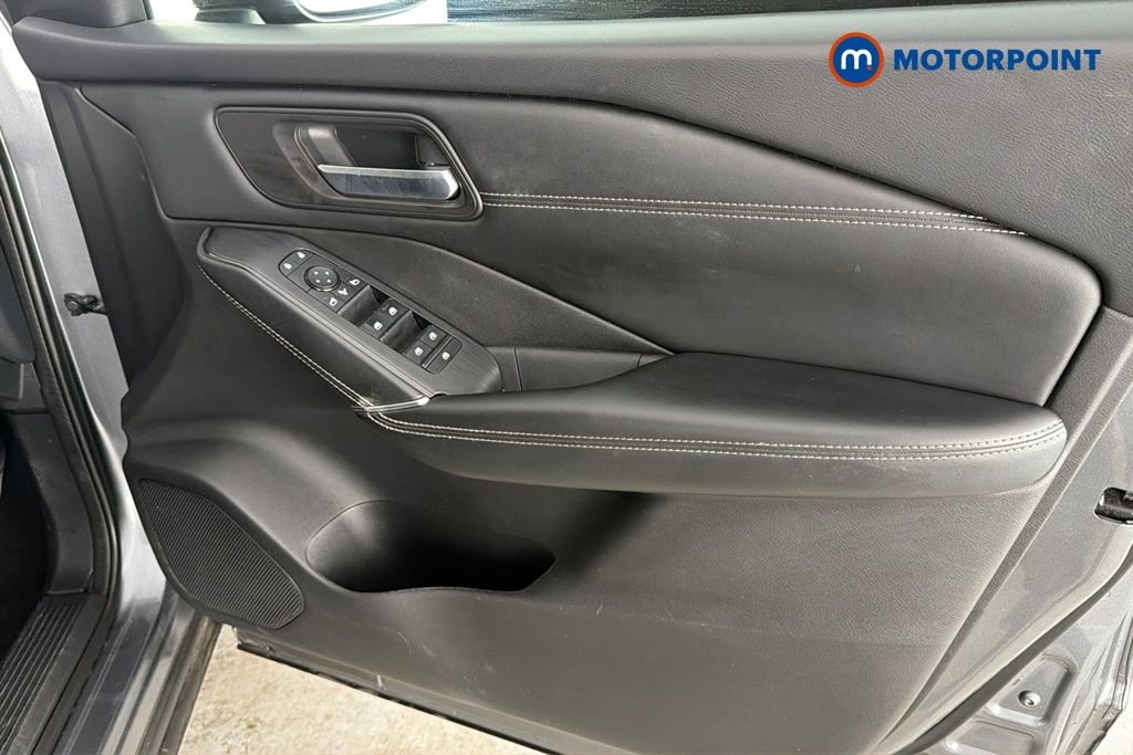 Nissan Qashqai N-Connecta Automatic Petrol SUV - Stock Number (1682482) - 18th supplementary image