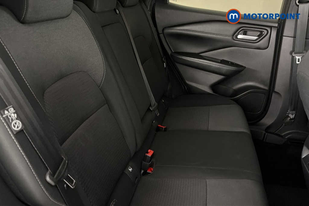 Nissan Qashqai N-Connecta Automatic Petrol SUV - Stock Number (1682482) - 25th supplementary image