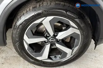 Nissan Qashqai N-Connecta Automatic Petrol SUV - Stock Number (1682482) - 47th supplementary image
