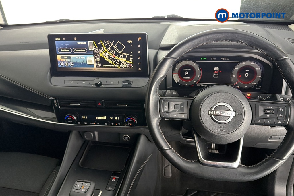 Nissan Qashqai N-Connecta Automatic Petrol SUV - Stock Number (1682482) - 1st supplementary image