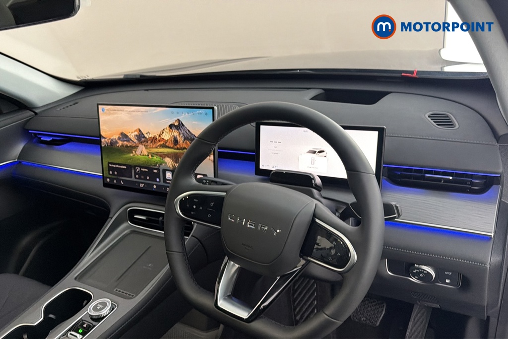 Chery Tiggo 8 Summit Automatic Petrol Plug-In Hybrid SUV - Stock Number (1682809) - 1st supplementary image
