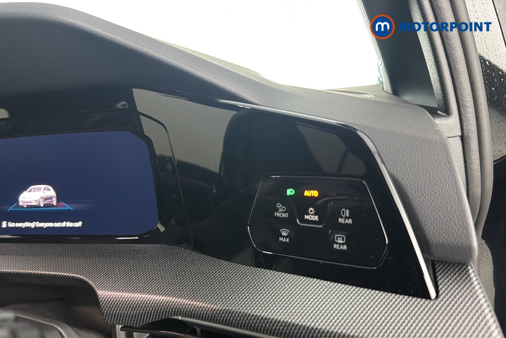 Volkswagen Golf Black Edition Automatic Petrol Hatchback - Stock Number (1683274) - 11th supplementary image