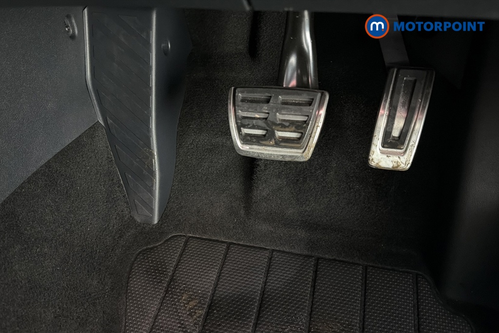 Volkswagen Golf Black Edition Automatic Petrol Hatchback - Stock Number (1683274) - 24th supplementary image