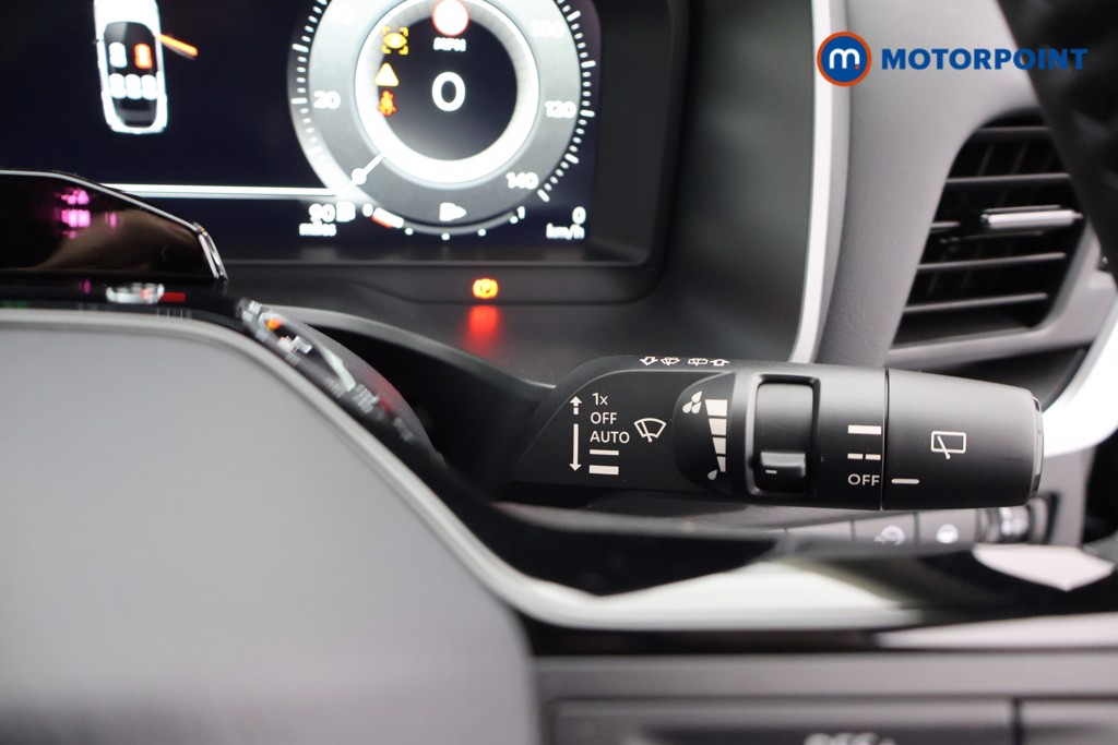 Nissan Qashqai N-Connecta Manual Petrol SUV - Stock Number (1683518) - 6th supplementary image