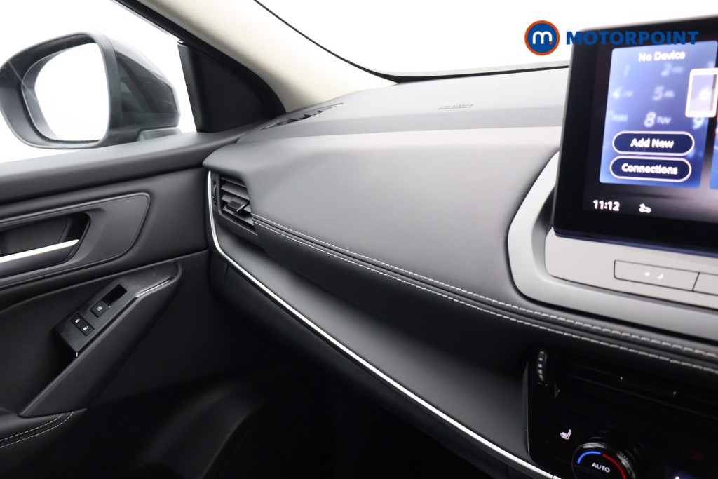 Nissan Qashqai N-Connecta Manual Petrol SUV - Stock Number (1683518) - 10th supplementary image