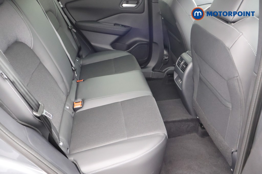 Nissan Qashqai N-Connecta Manual Petrol SUV - Stock Number (1683518) - 17th supplementary image