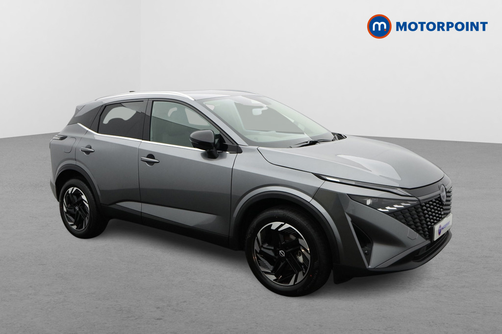 Nissan Qashqai N-Connecta Manual Petrol SUV - Stock Number (1683518) - Drivers side front corner