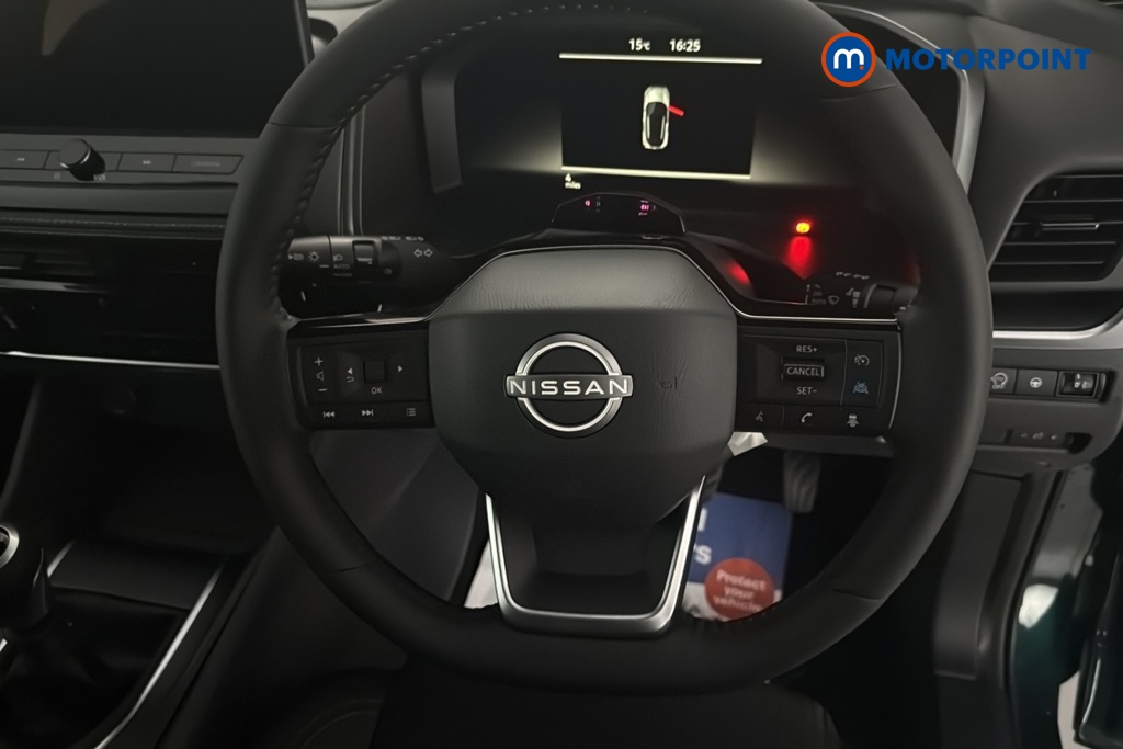 Nissan Qashqai N-Connecta Manual Petrol SUV - Stock Number (1683533) - 2nd supplementary image