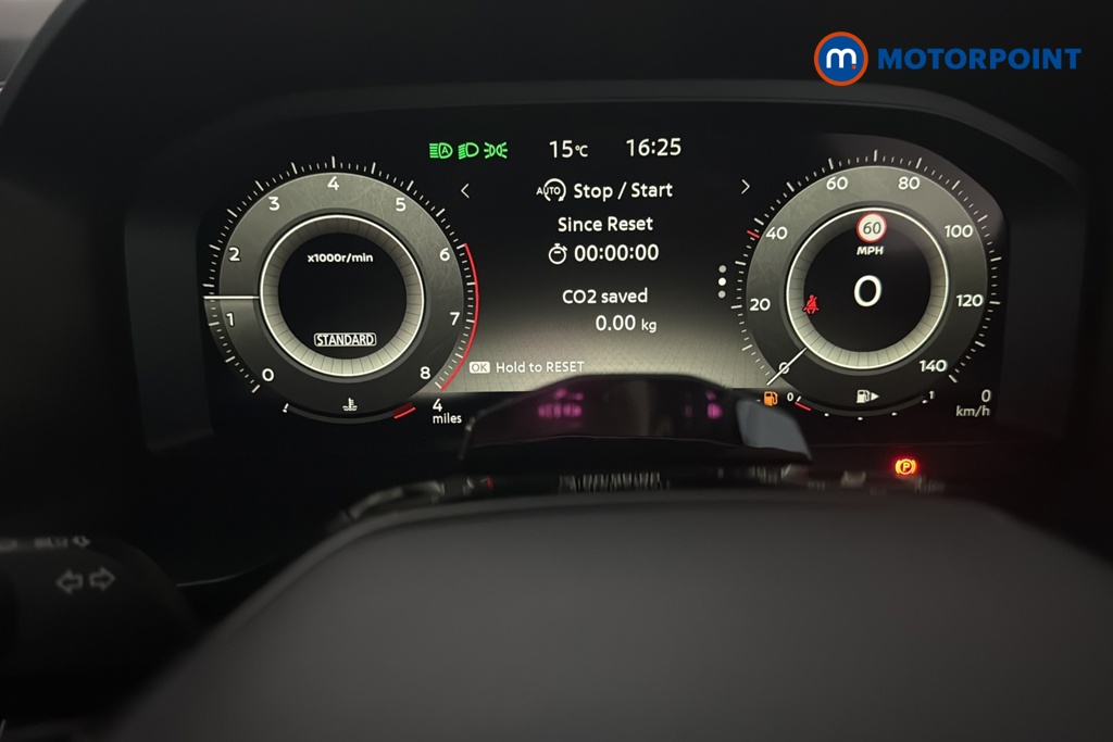 Nissan Qashqai N-Connecta Manual Petrol SUV - Stock Number (1683533) - 7th supplementary image