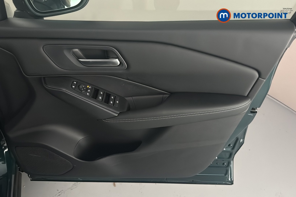 Nissan Qashqai N-Connecta Manual Petrol SUV - Stock Number (1683533) - 18th supplementary image