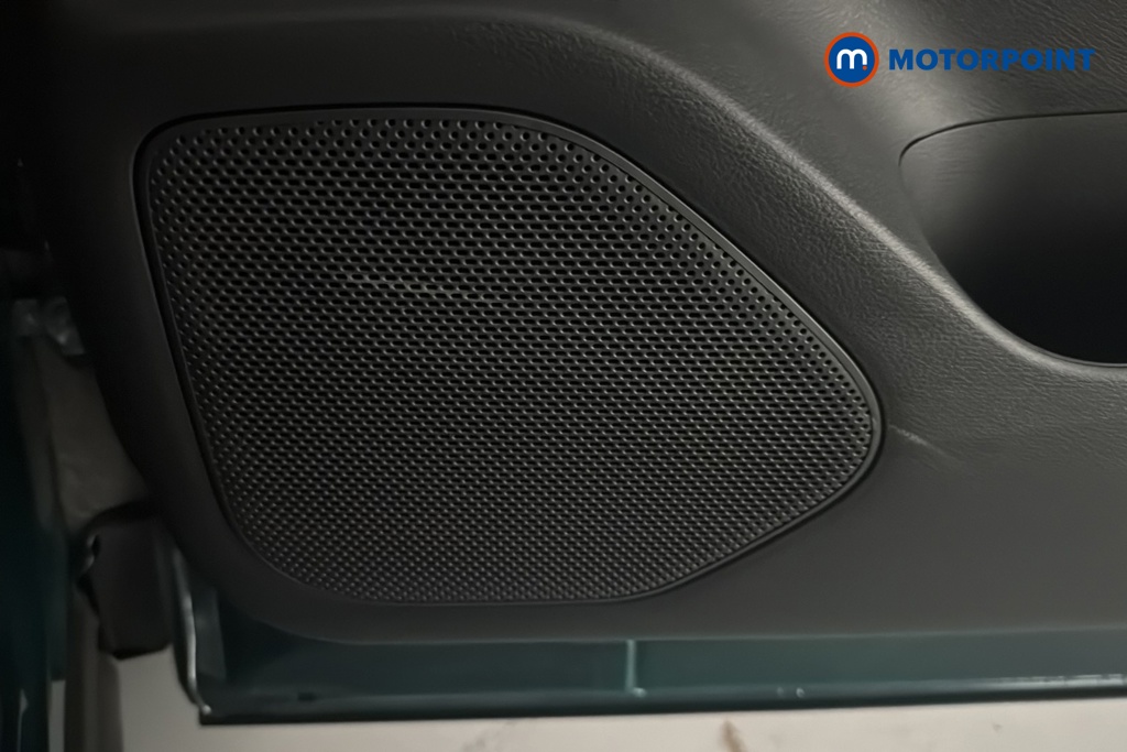 Nissan Qashqai N-Connecta Manual Petrol SUV - Stock Number (1683533) - 21st supplementary image