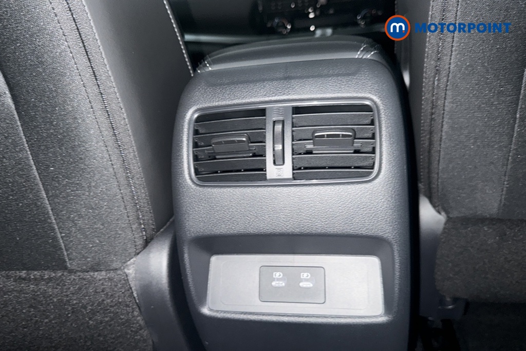 Nissan Qashqai N-Connecta Manual Petrol SUV - Stock Number (1683533) - 28th supplementary image