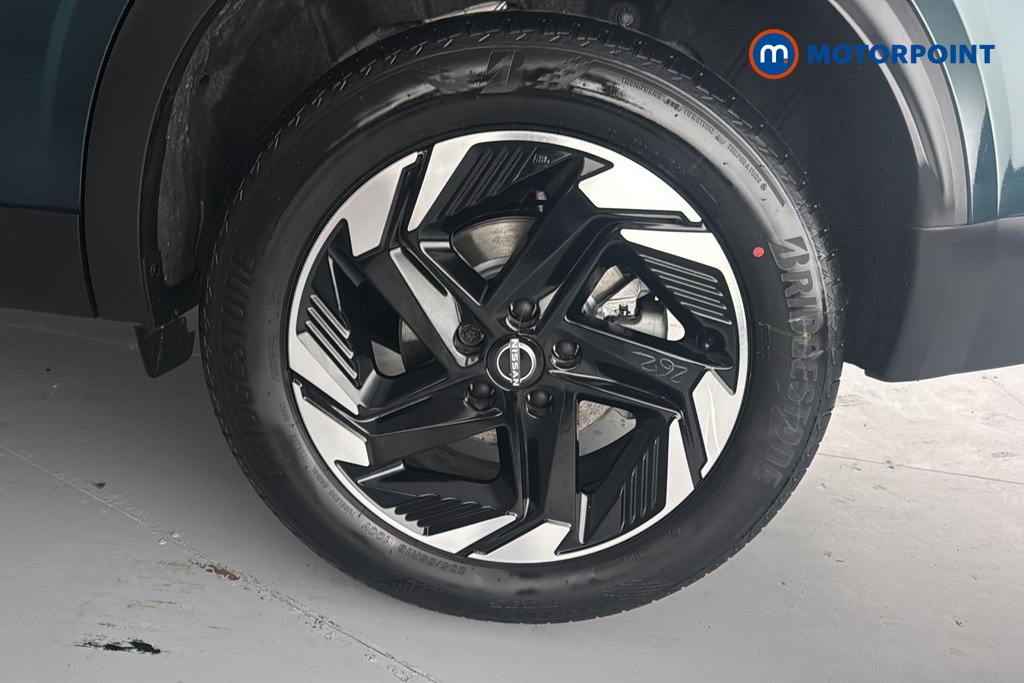 Nissan Qashqai N-Connecta Manual Petrol SUV - Stock Number (1683533) - 45th supplementary image