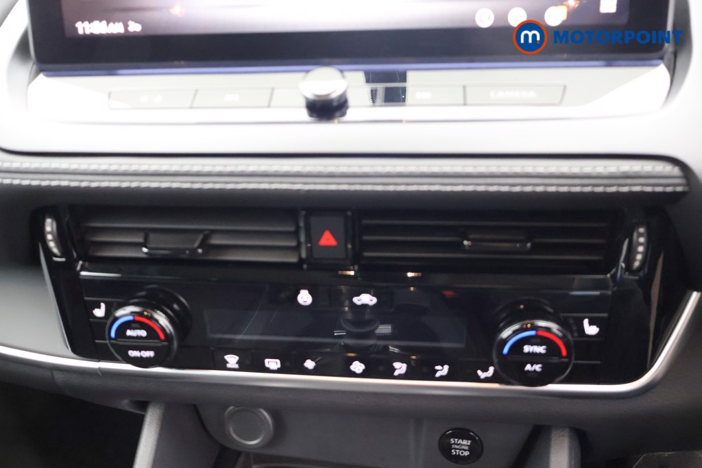 Nissan Qashqai N-Connecta Manual Petrol SUV - Stock Number (1683539) - 10th supplementary image