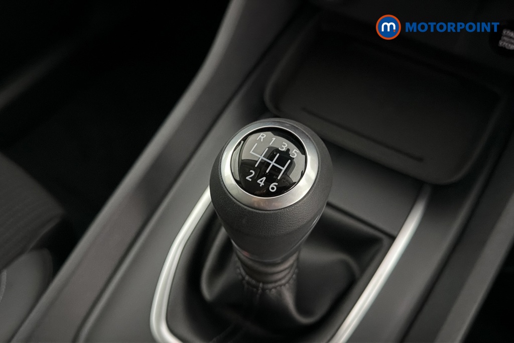 Nissan Qashqai N-Connecta Manual Petrol SUV - Stock Number (1683541) - 15th supplementary image