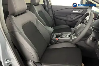 Nissan Qashqai N-Connecta Manual Petrol SUV - Stock Number (1683541) - 22nd supplementary image