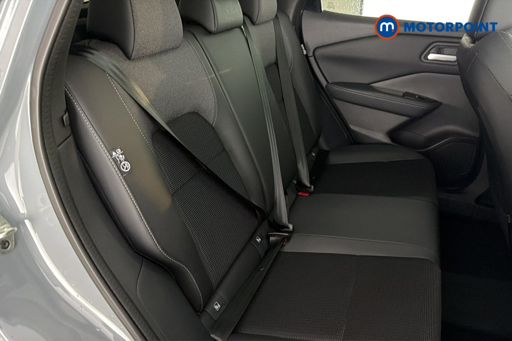Nissan Qashqai N-Connecta Manual Petrol SUV - Stock Number (1683541) - 25th supplementary image