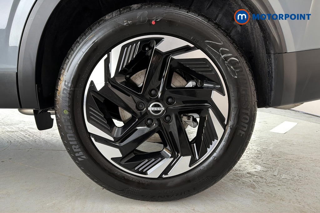 Nissan Qashqai N-Connecta Manual Petrol SUV - Stock Number (1683541) - 45th supplementary image