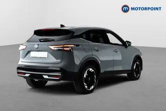Nissan Qashqai N-Connecta Manual Petrol SUV - Stock Number (1683541) - Passenger side rear corner