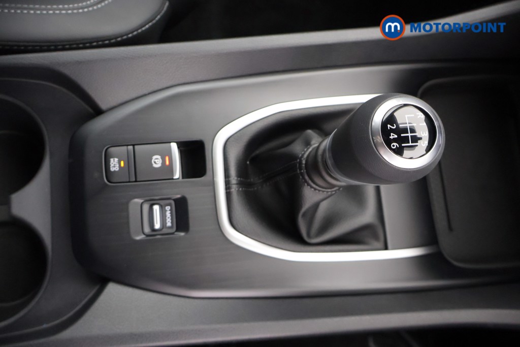 Nissan Qashqai N-Connecta Manual Petrol SUV - Stock Number (1683555) - 11th supplementary image
