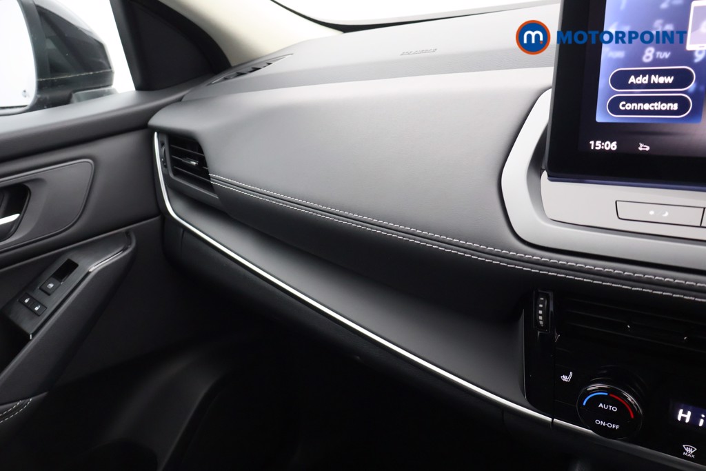 Nissan Qashqai N-Connecta Manual Petrol SUV - Stock Number (1683555) - 12th supplementary image