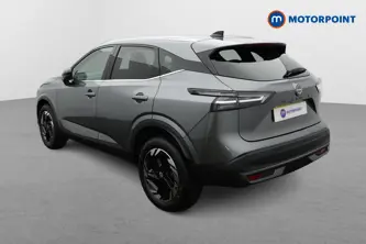 Nissan Qashqai N-Connecta Manual Petrol SUV - Stock Number (1683555) - Passenger side rear corner