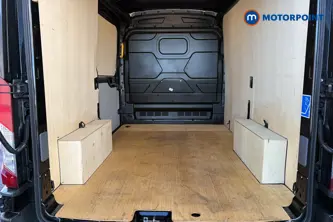 Ford Transit Limited Automatic Diesel Medium Roof Van - Stock Number (1685484) - 30th supplementary image