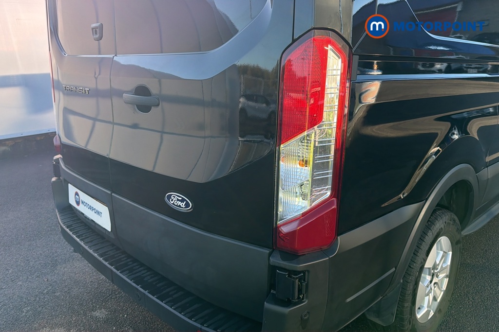 Ford Transit Limited Automatic Diesel Medium Roof Van - Stock Number (1685484) - 36th supplementary image