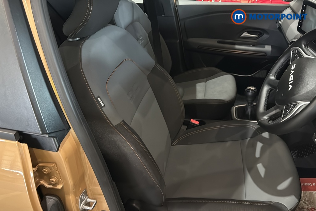 Dacia Sandero Stepway Extreme Manual Petrol Hatchback - Stock Number (1685565) - 22nd supplementary image
