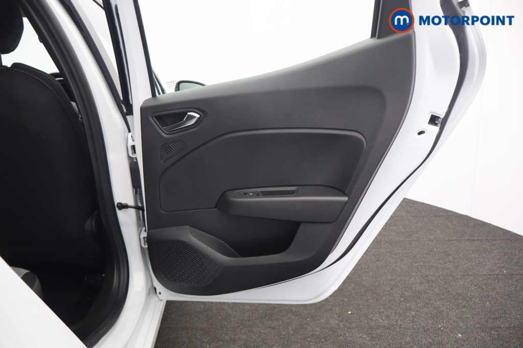 Renault Clio Evolution Manual Petrol Hatchback - Stock Number (1685659) - 21st supplementary image