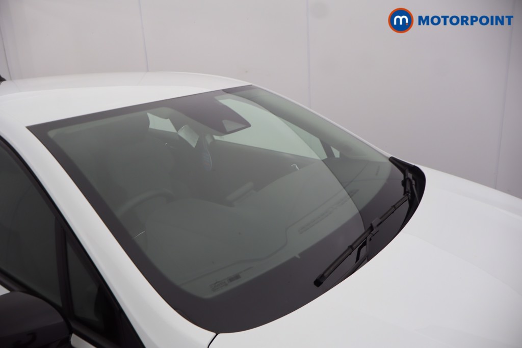 Renault Clio Evolution Manual Petrol Hatchback - Stock Number (1685659) - 40th supplementary image