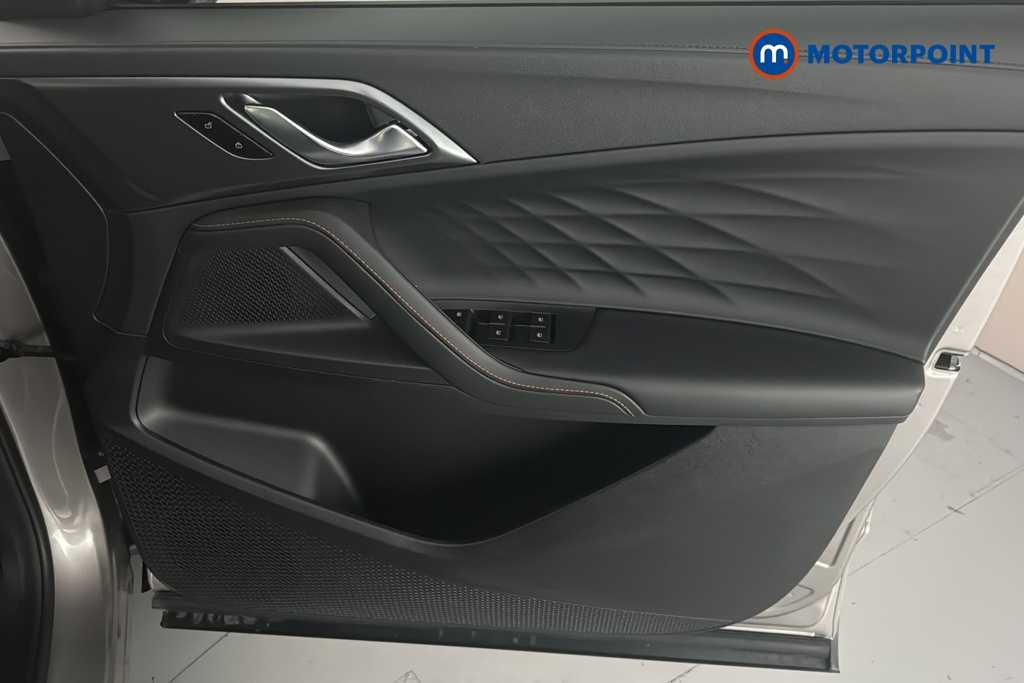 Mg Motor Uk HS Trophy Automatic Petrol-Electric Hybrid SUV - Stock Number (1686292) - 18th supplementary image