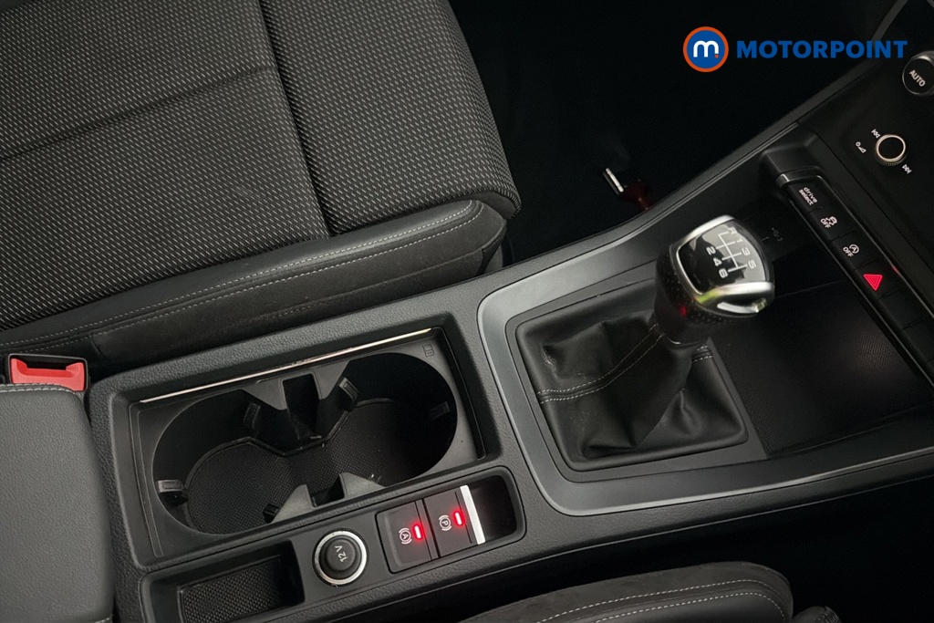 Audi Q3 Black Edition Manual Petrol SUV - Stock Number (1686555) - 15th supplementary image