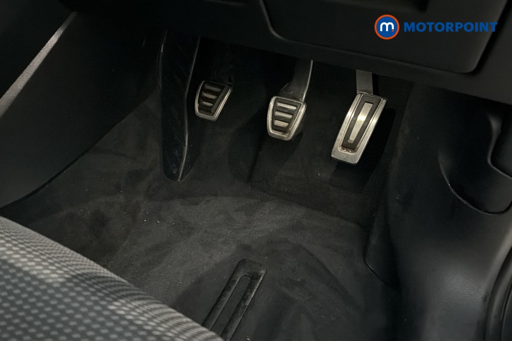 Audi Q3 Black Edition Manual Petrol SUV - Stock Number (1686555) - 24th supplementary image