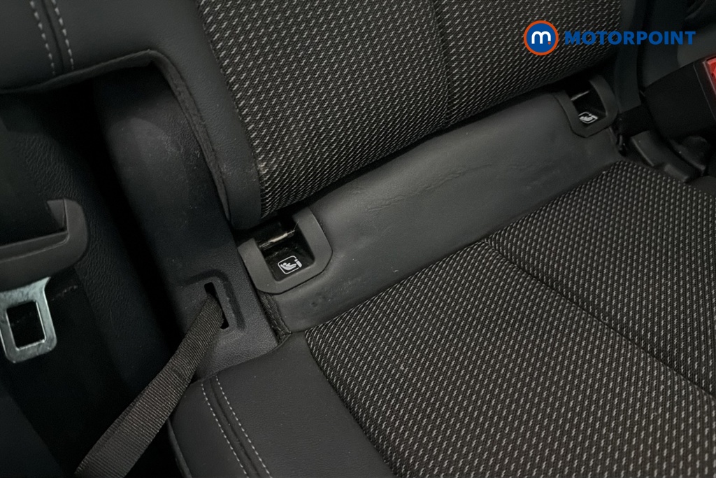 Audi Q3 Black Edition Manual Petrol SUV - Stock Number (1686555) - 27th supplementary image
