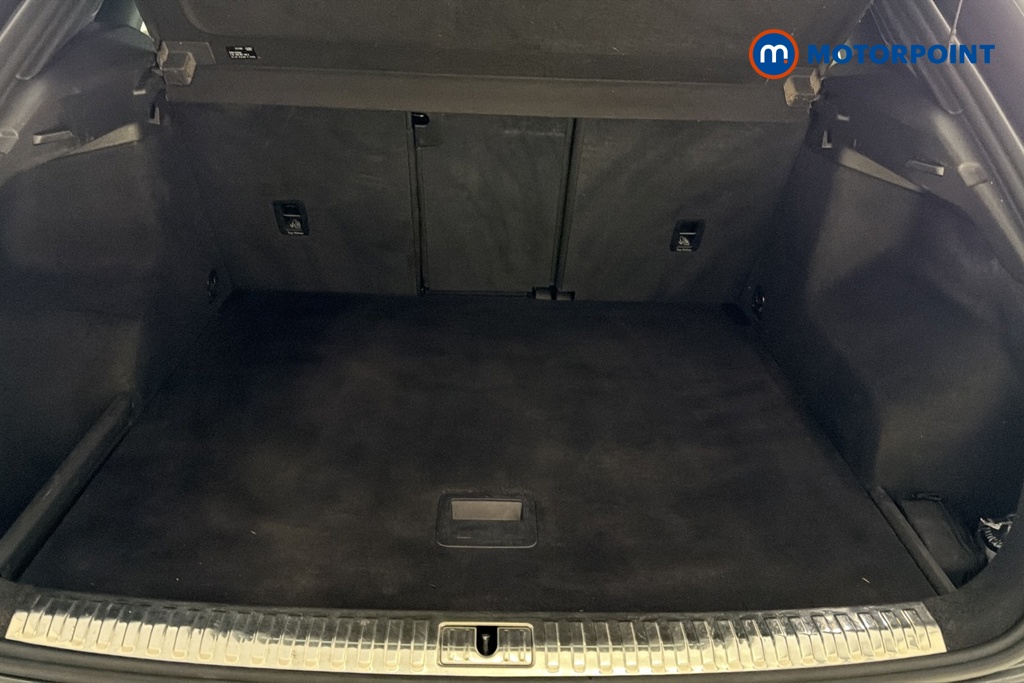 Audi Q3 Black Edition Manual Petrol SUV - Stock Number (1686555) - 30th supplementary image